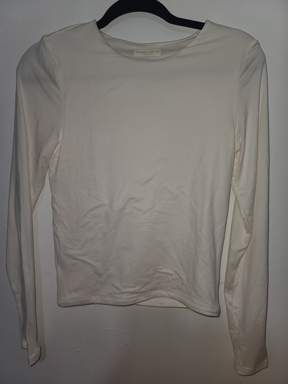 Frankee Skylarr Cream Long Sleeve Crewneck Top